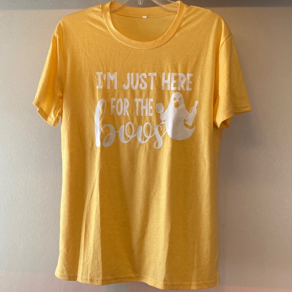 Yellow Graphic Halloween Tee with Ghost Print. Soft Cotton